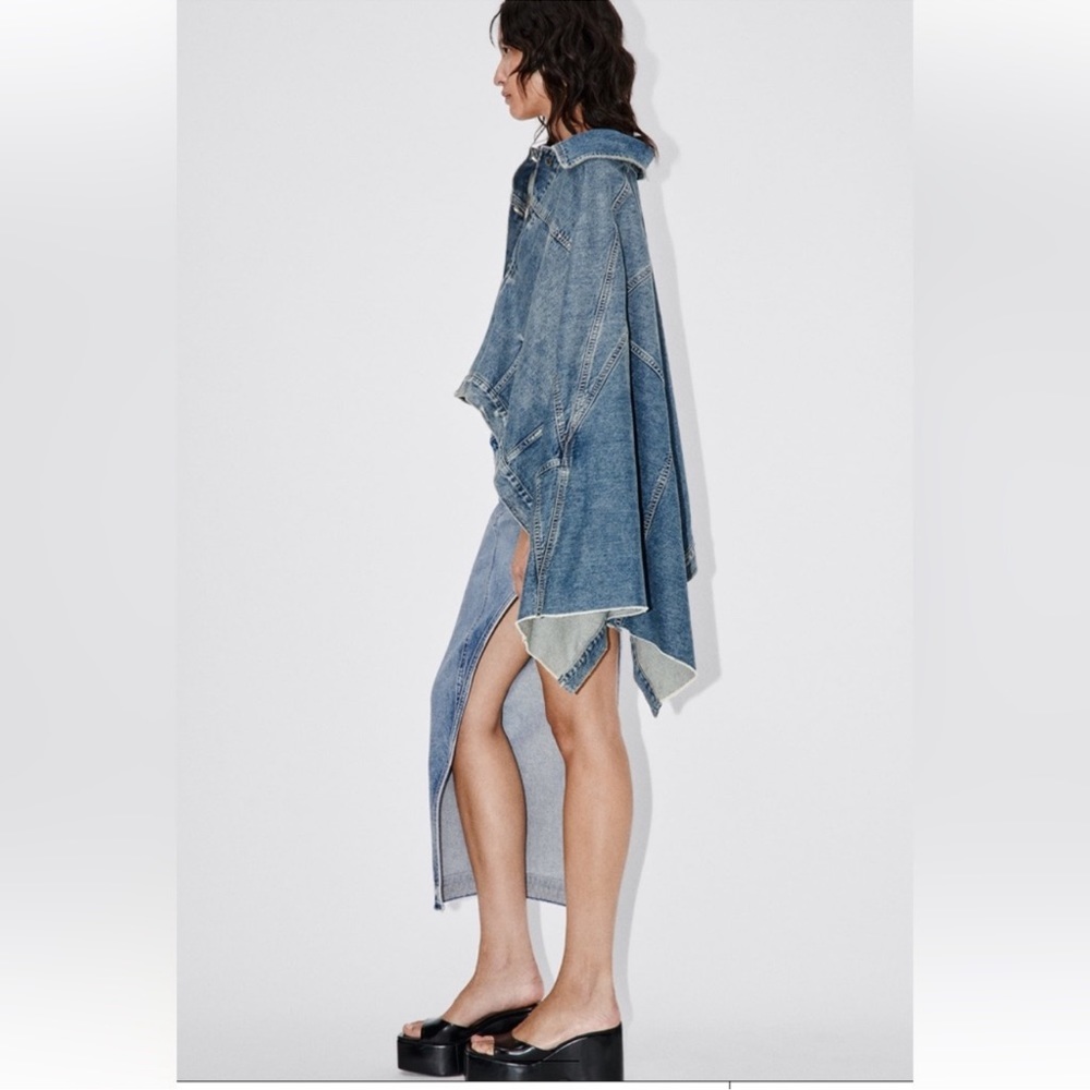 Zara ASYMMETRICAL DENIM CAPE NWT Limited Edition Size Medium Bloggers Favorite - Picture 2 of 13